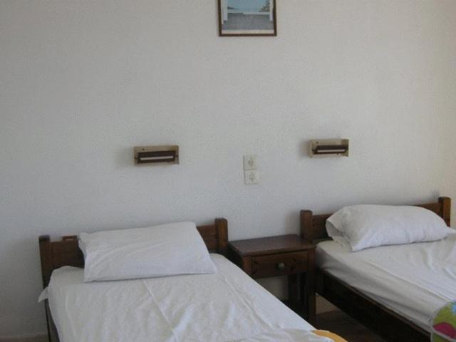 Efrosyni Apartments Agia Marina  Zewnętrze zdjęcie